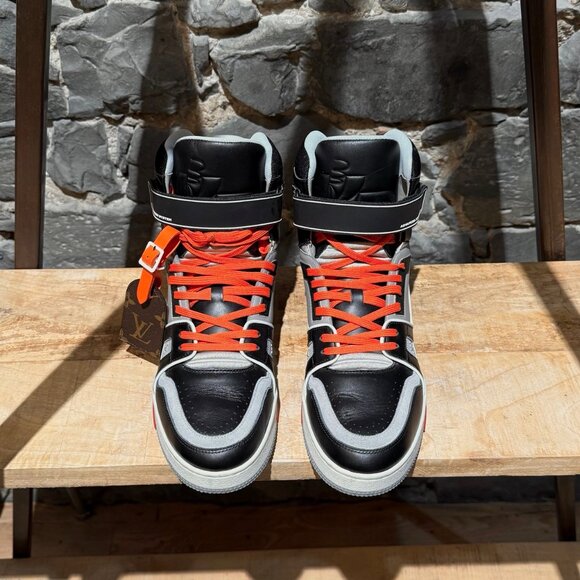 Louis Vuitton Black Grey LV Trainer 408 High-top Sneakers - Picture 4 of 13
